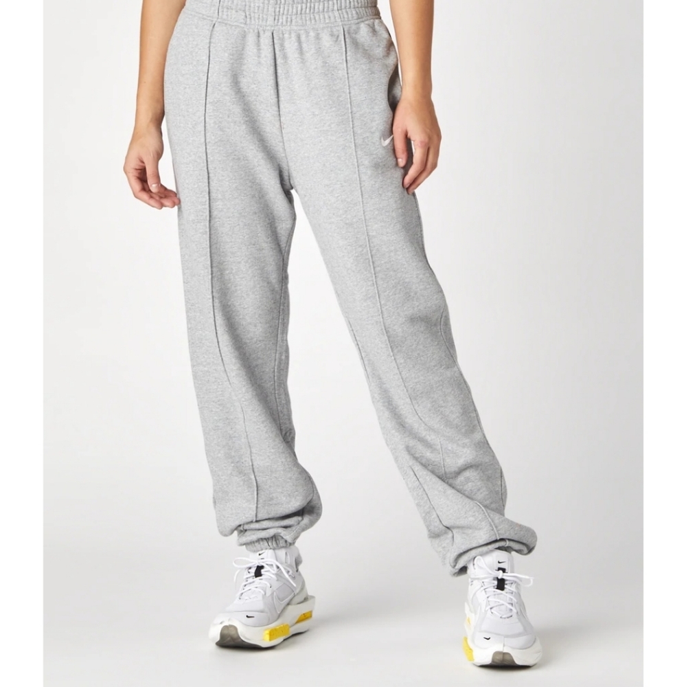 SOLD!!! Nike Fleece sweatpants